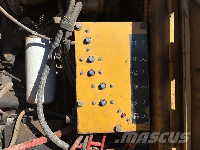 CAT 511 Feller bunchers