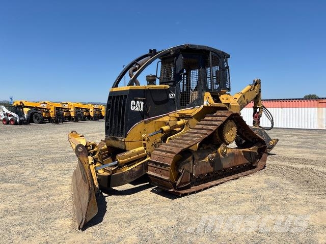 CAT 527 集材機