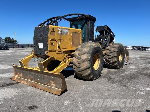 CAT 535D Skidders
