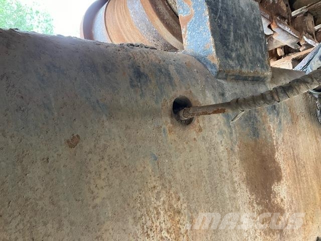 CAT 6015 Rupsgraafmachines