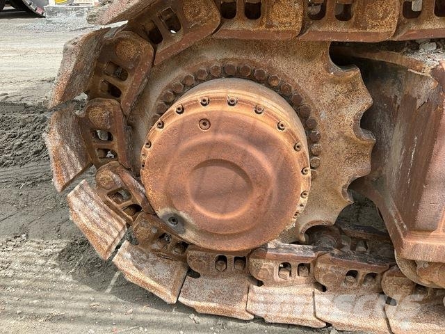 CAT 6015 Rupsgraafmachines