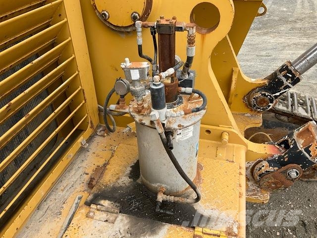 CAT 6015 Rupsgraafmachines