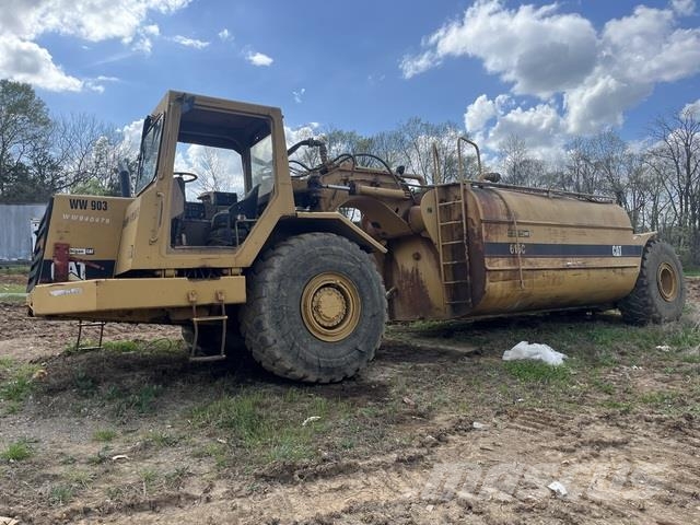 CAT 615C Wassertanker