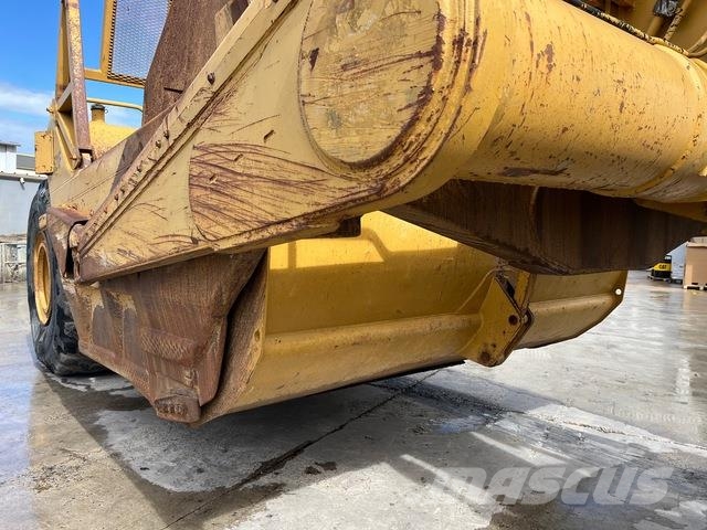 CAT 621F Ruspe