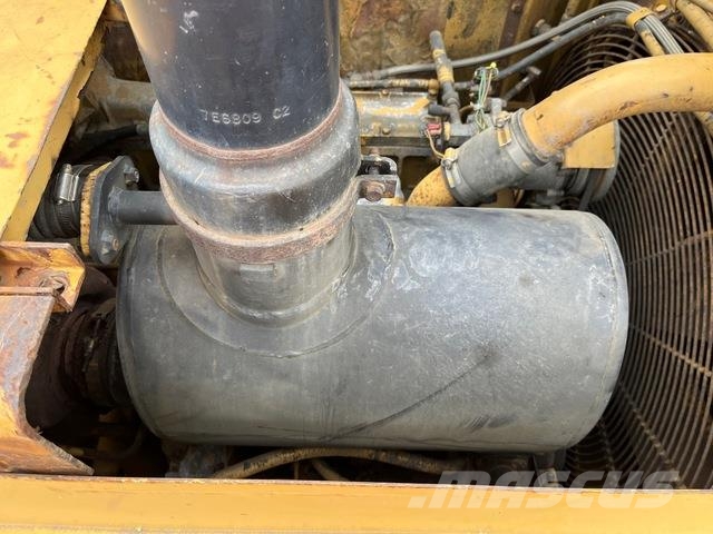 CAT 621F Ruspe