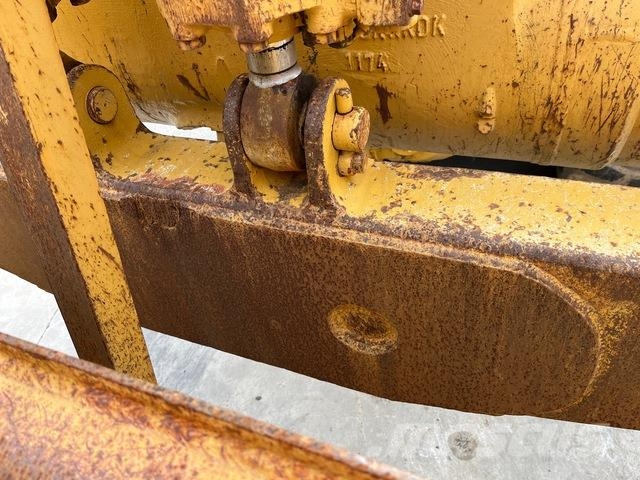 CAT 621F Ruspe