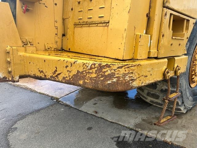 CAT 621F Ruspe