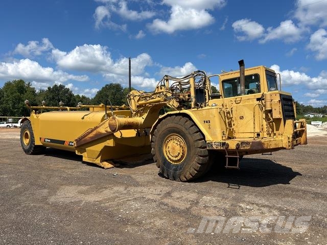 CAT 621F Цистерни за вода
