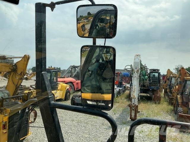 CAT 730 ساحبات مفصلية
