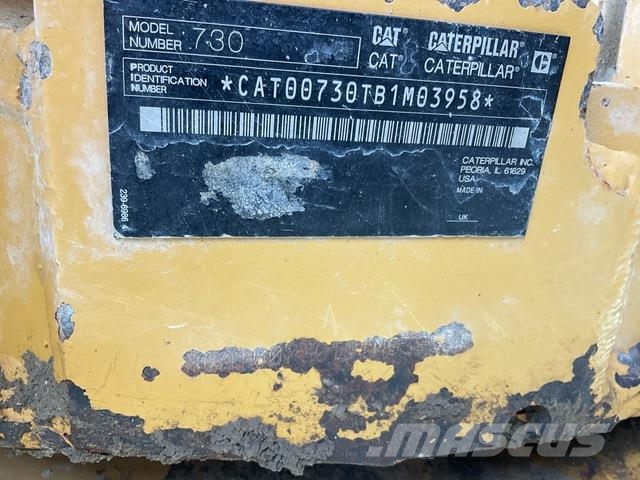CAT 730 ساحبات مفصلية