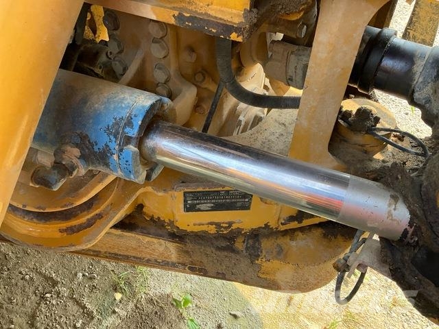 CAT 730 ساحبات مفصلية