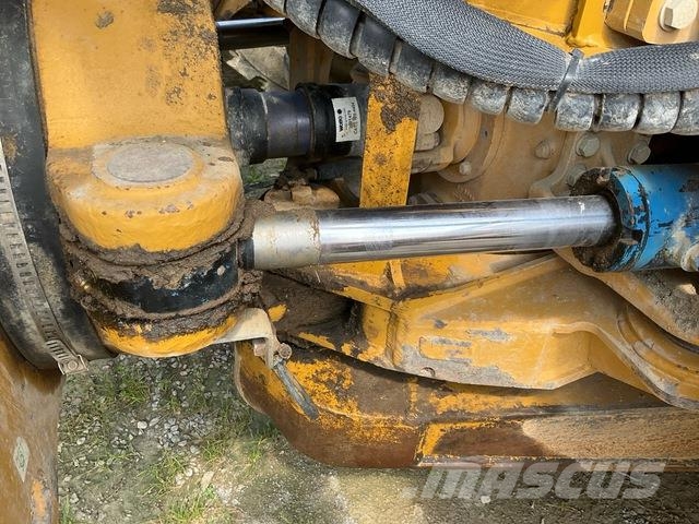 CAT 730 ساحبات مفصلية