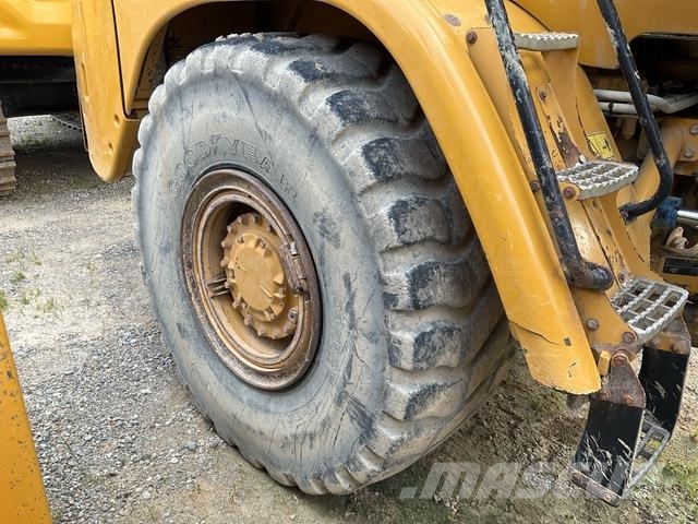 CAT 730 ساحبات مفصلية