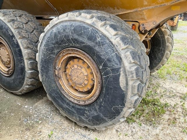 CAT 730 ساحبات مفصلية