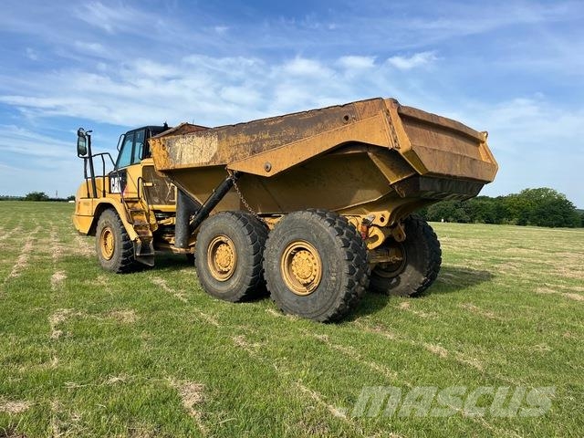 CAT 730C Dumper - Knickgelenk