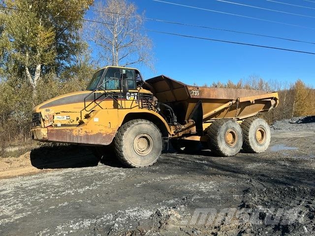 CAT 735 Csuklósdömperek