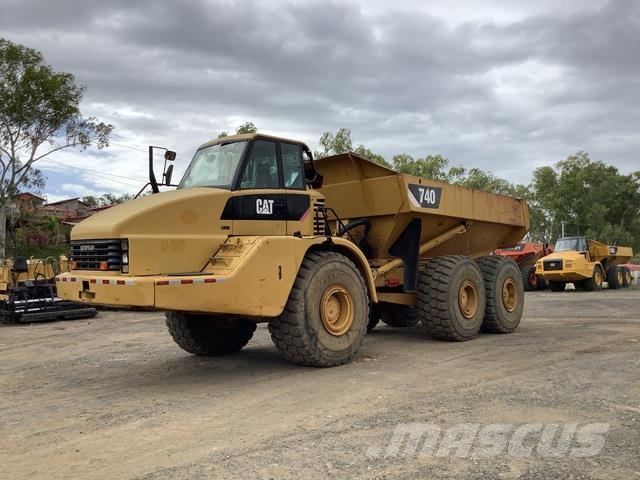 CAT 740 Wozidła przegubowe