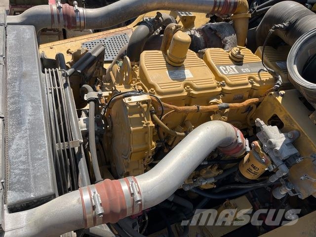CAT 740 Transportoare articulate