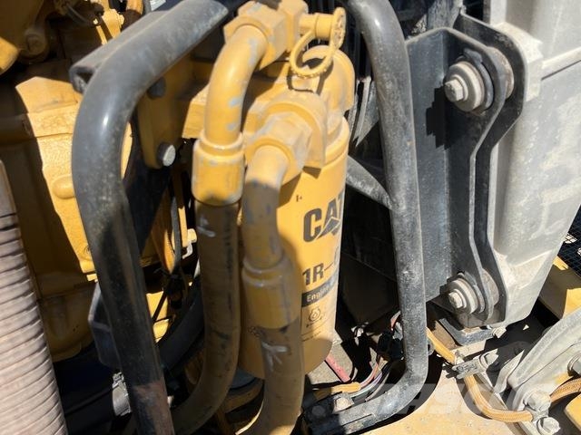 CAT 740 Transportoare articulate