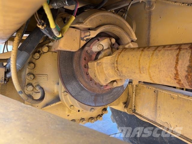 CAT 740 Transportoare articulate