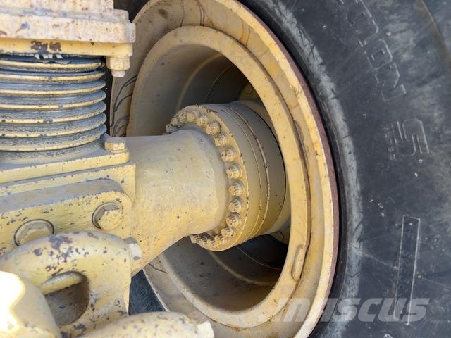 CAT 740 Transportoare articulate