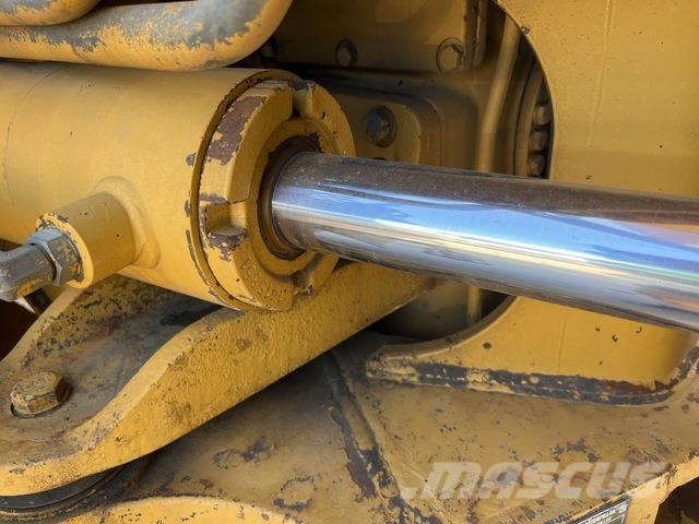 CAT 740 Transportoare articulate