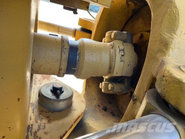 CAT 740 Transportoare articulate