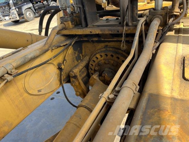 CAT 740 Transportoare articulate