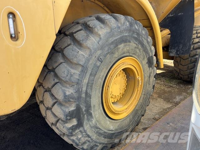 CAT 740 Transportoare articulate