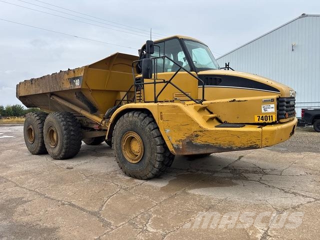CAT 740 연결식 홀러