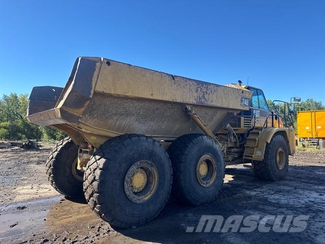 CAT 740 Transportoare articulate