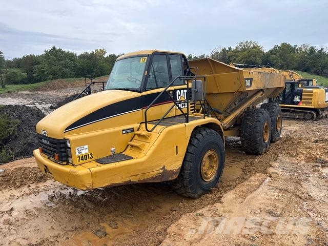 CAT 740 Csuklósdömperek