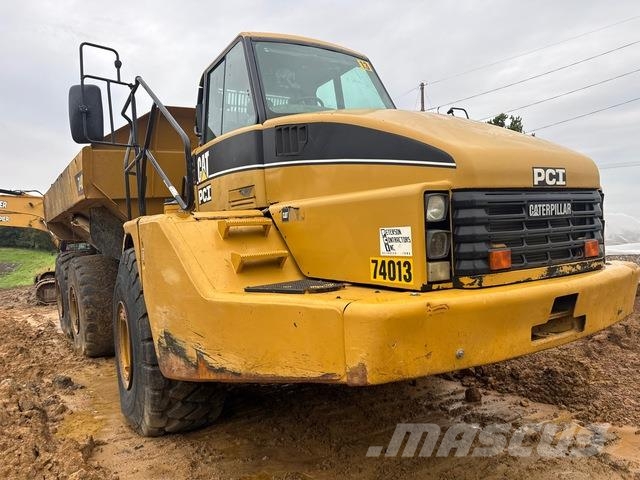 CAT 740 Csuklósdömperek