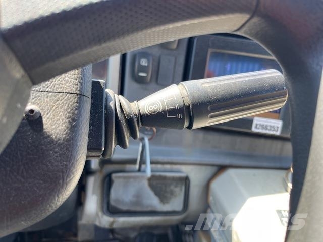 CAT 740B 연결식 홀러