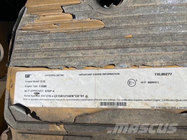CAT 740B 연결식 홀러