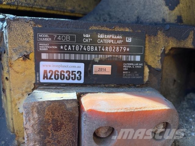 CAT 740B 연결식 홀러
