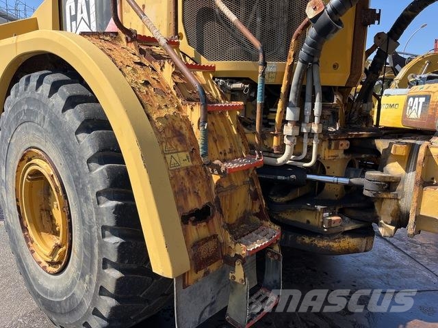 CAT 740B 연결식 홀러