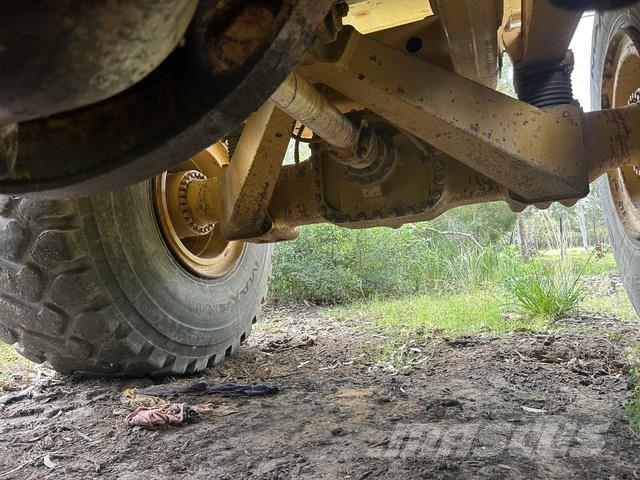 CAT 740B Wozidła przegubowe
