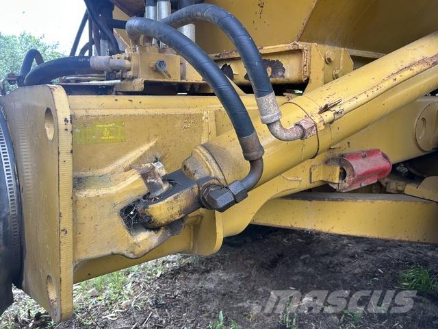CAT 740B Wozidła przegubowe