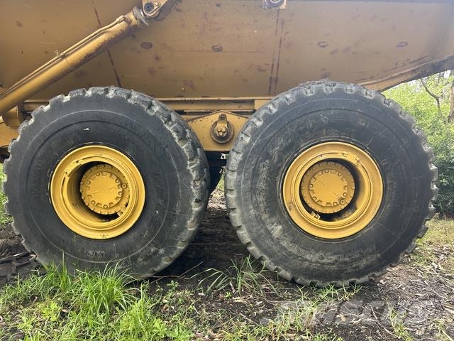 CAT 740B Wozidła przegubowe