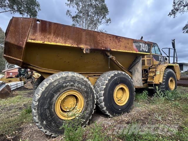 CAT 740B Wozidła przegubowe