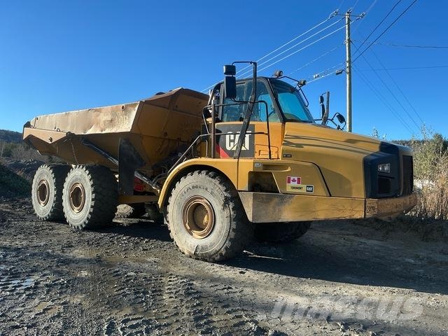 CAT 740B Csuklósdömperek