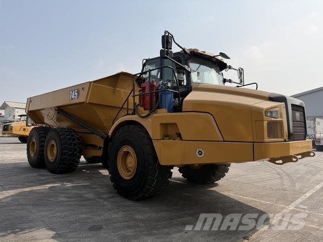 CAT 745 Dumper - Knickgelenk