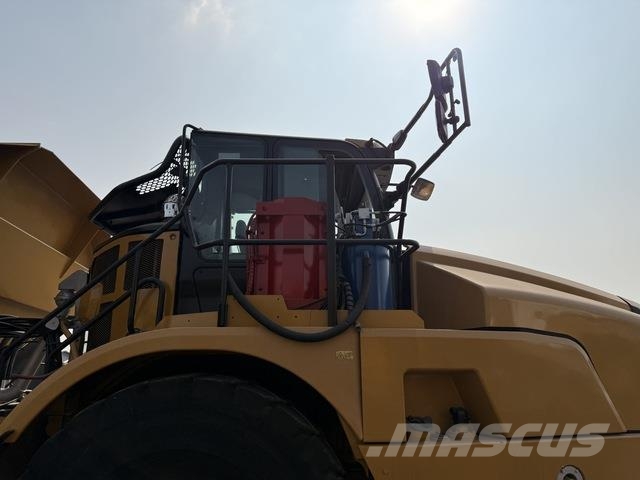 CAT 745 Dumper - Knickgelenk