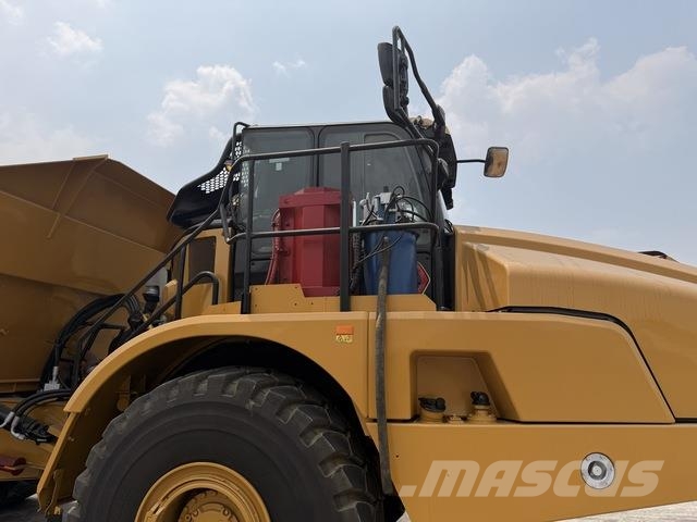 CAT 745 Dumper - Knickgelenk