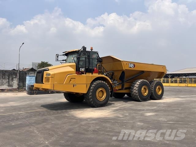 CAT 745 Dumper - Knickgelenk