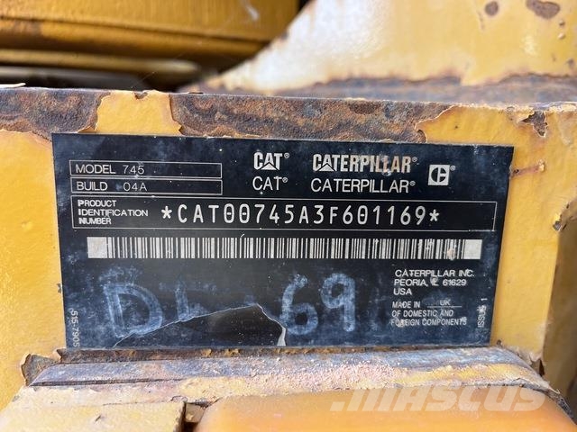 CAT 745 Autocisterne