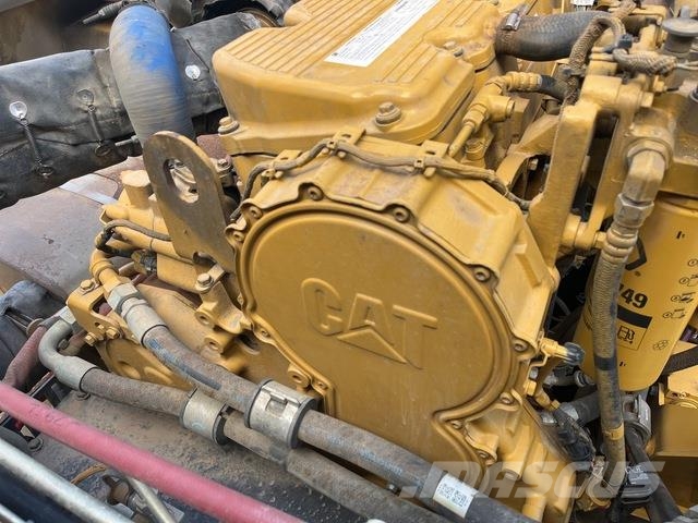 CAT 745 Autocisterne
