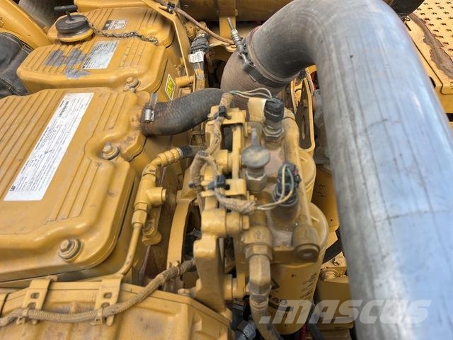CAT 745 Autocisterne
