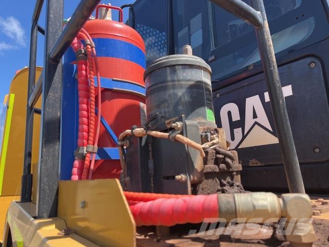 CAT 745 Autocisterne